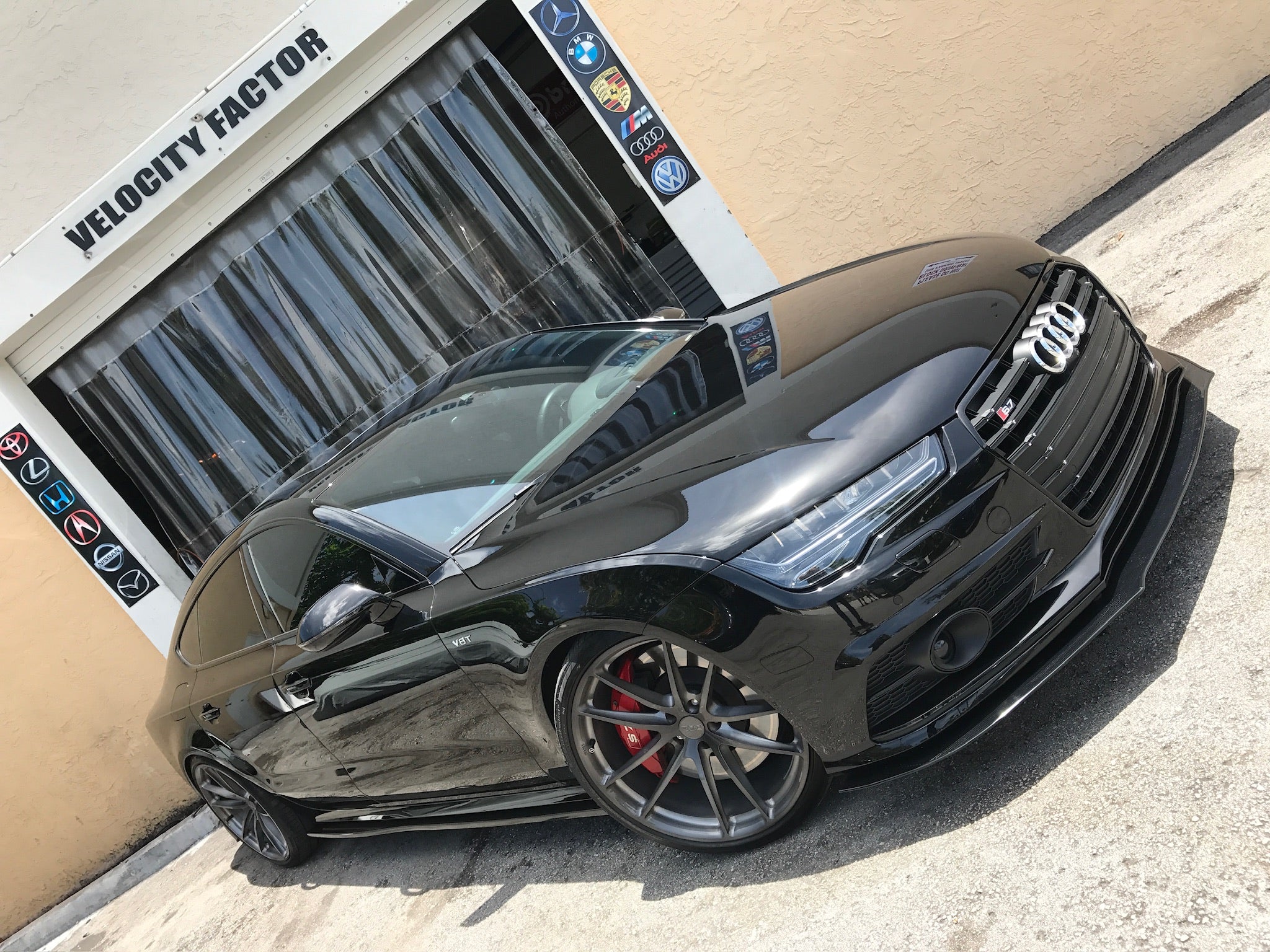 Custom Carbon Fiber Splitter & Aero Kit on Audi S7